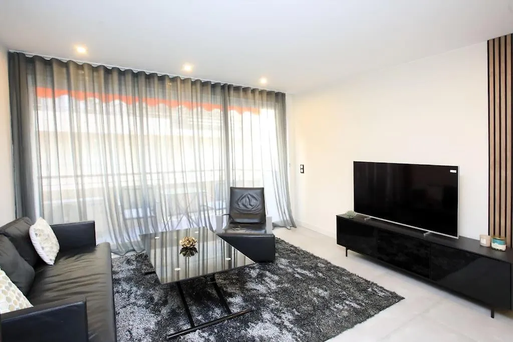 Appartement Avec Balcon Supercroisette Cannes 0*,  France